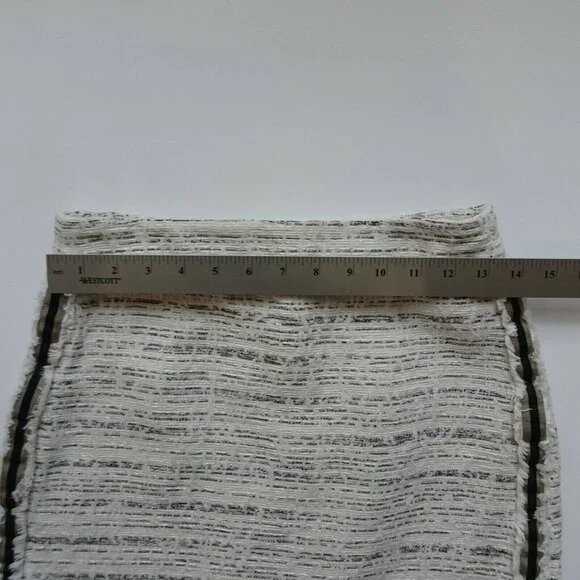 ZARA Basic Women's Tweed Mini Skirt Frayed With Stripe Detail Ecru Textured S - Picture 12 of 12